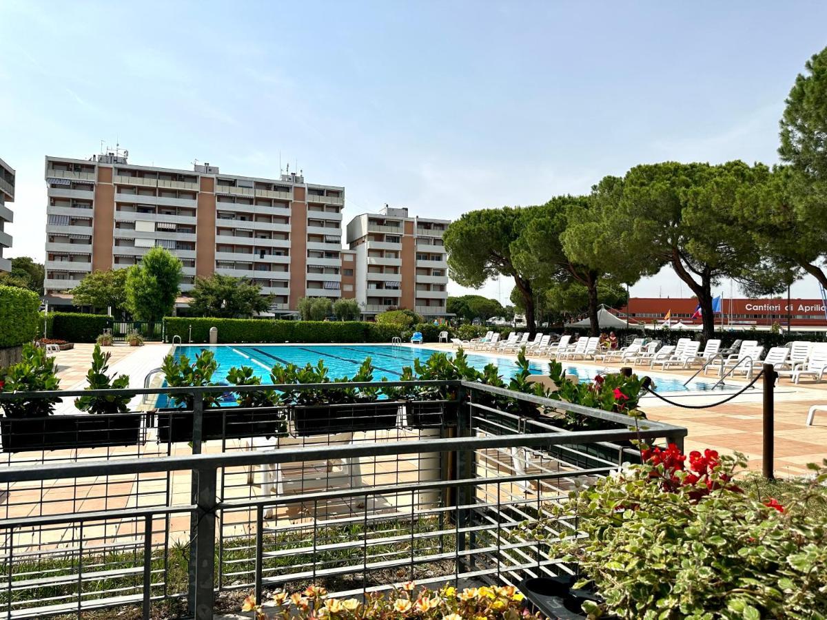 Marina Bay View Apartment Bevazzana Exterior photo